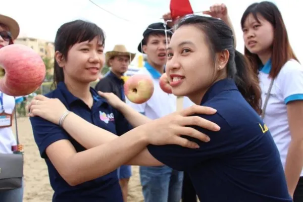 game halloween - Dunking - Đớp táo